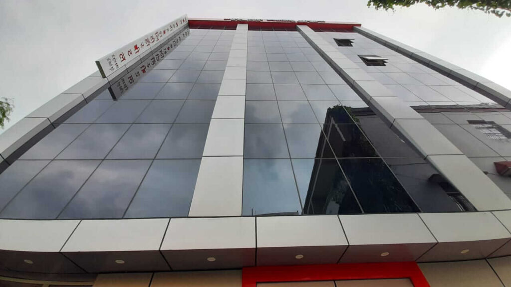 aryan hospital siwan aryan hospital siwan